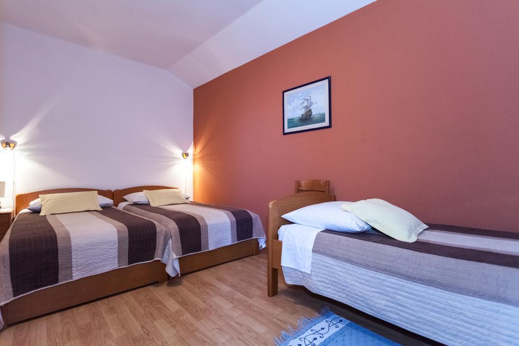 Apartment Iva Apartament