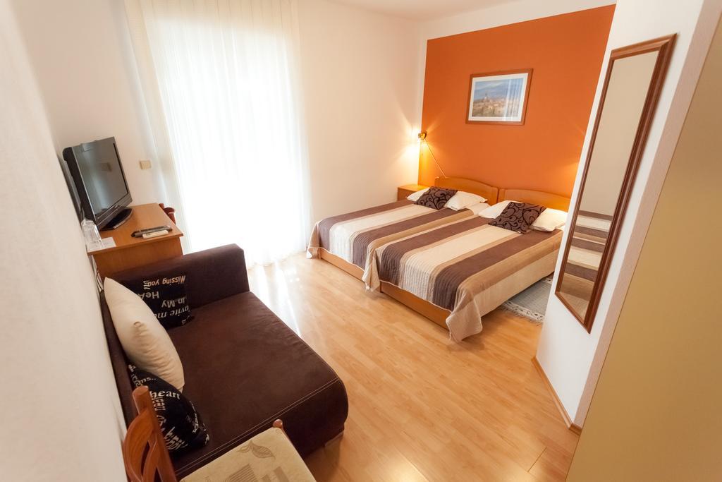 Apartament Apartment Iva *